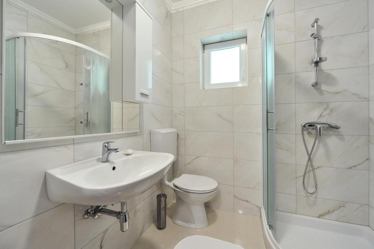 Apartmani Peric 1 Meka Draga Оброваць Екстер'єр фото